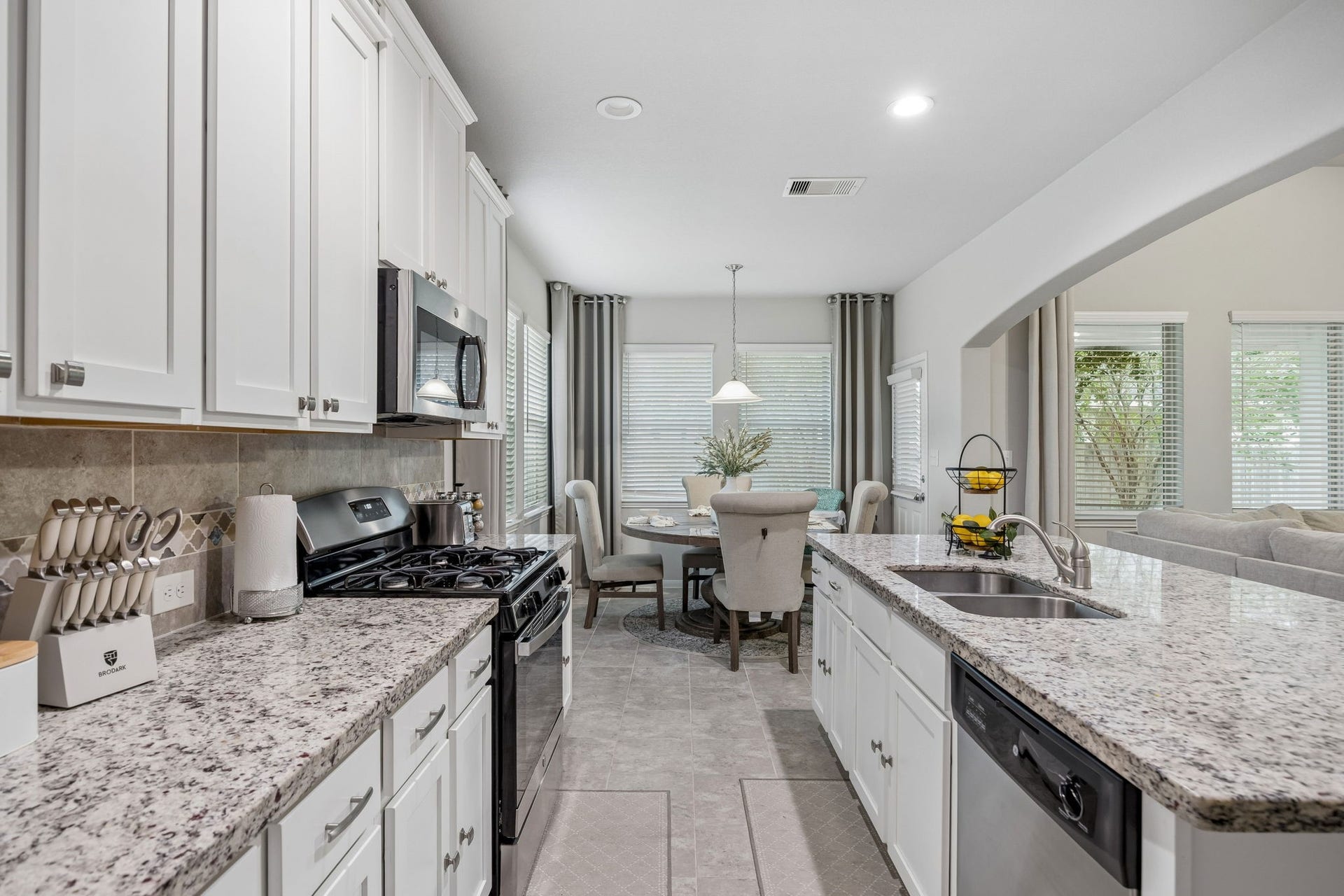 13710 Sloth Bear Court, Crosby, TX 77532 13710 Sloth Bear Court, Crosby, TX 77532