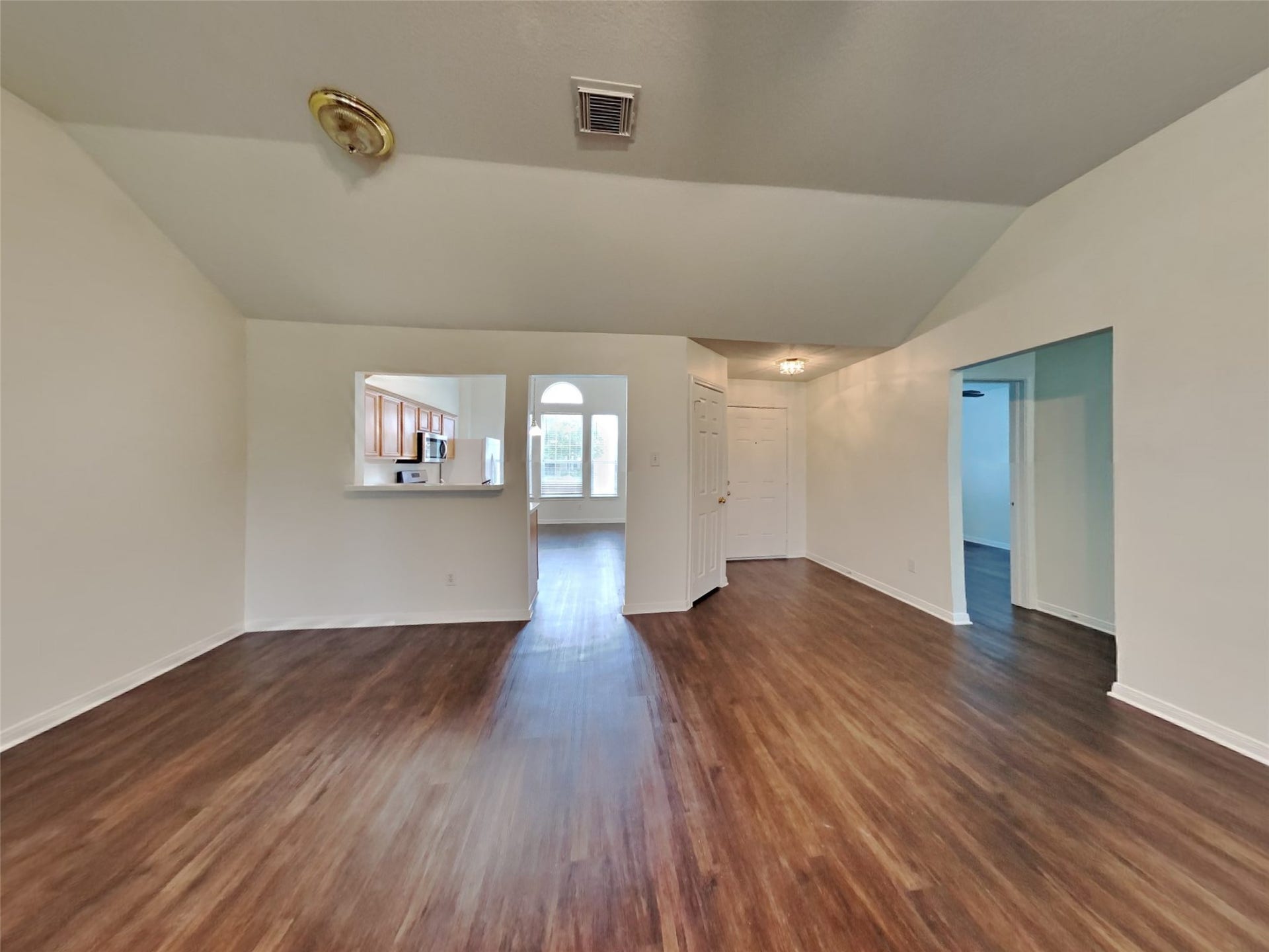311 Green Isle Avenue, Dickinson, TX 77539