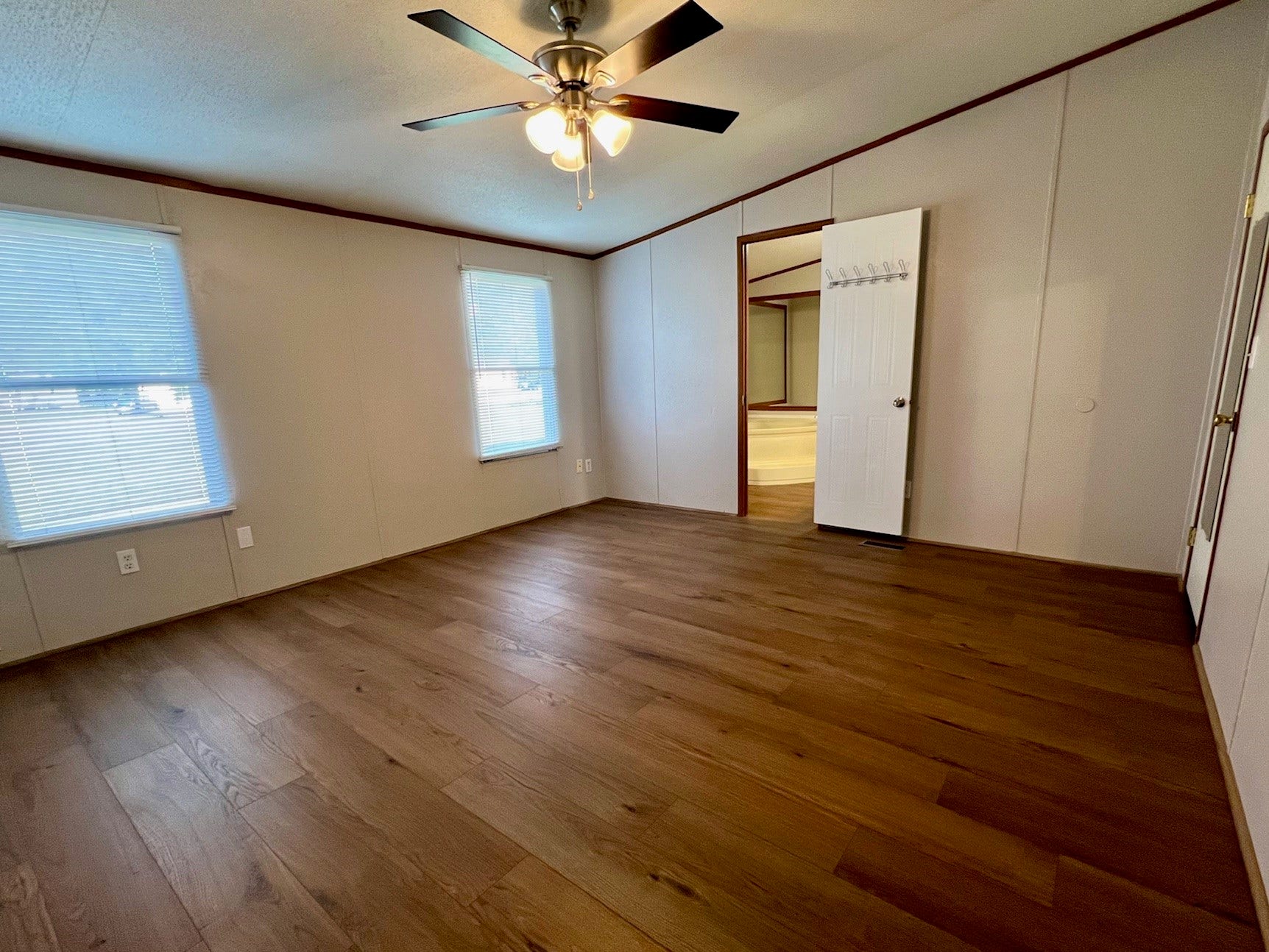 16128 Lone Star Ranch Drive, Conroe, TX 77302 Primary bedroom.