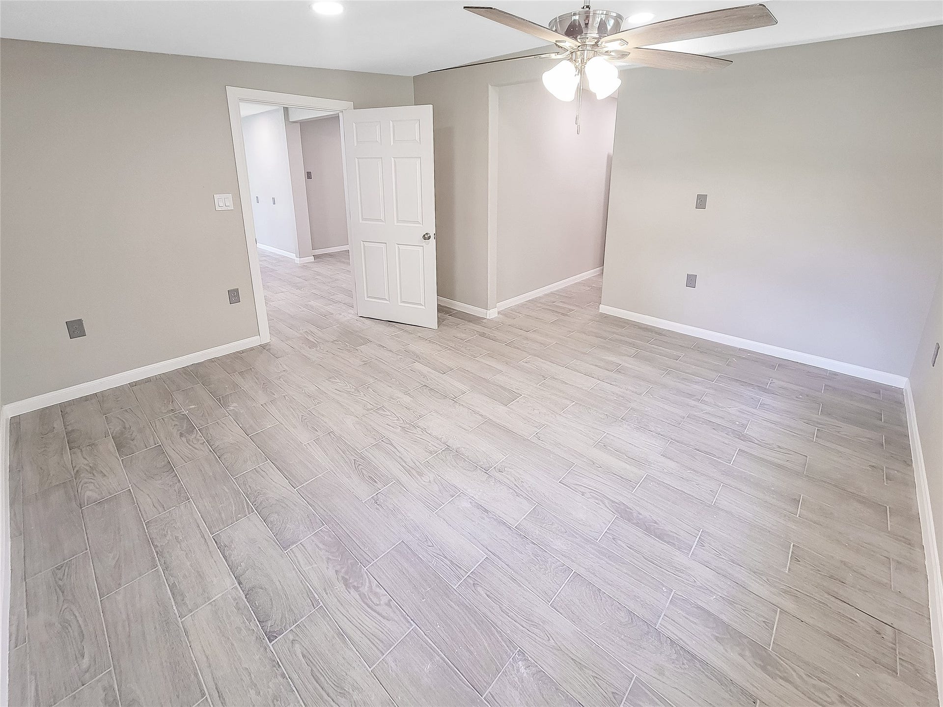 121 Wisteria Street, Lake Jackson, TX 77566 121 Wisteria Street, Lake Jackson, TX 77566