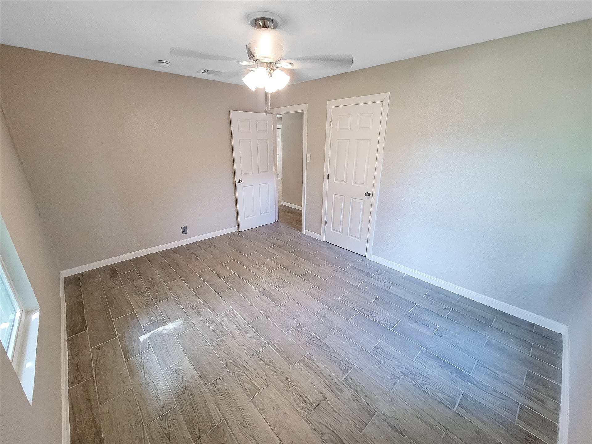 121 Wisteria Street, Lake Jackson, TX 77566 121 Wisteria Street, Lake Jackson, TX 77566