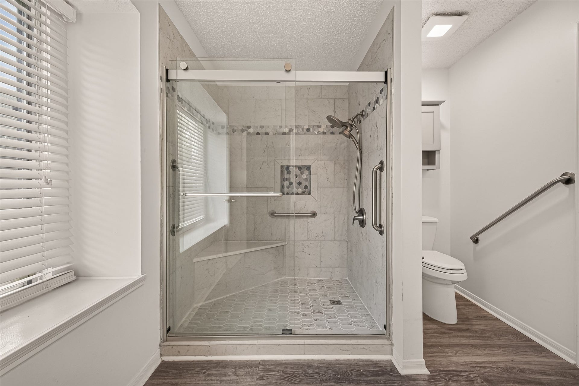 12838 Ashford Knolls Drive, Houston, TX 77082 Master Bathroom