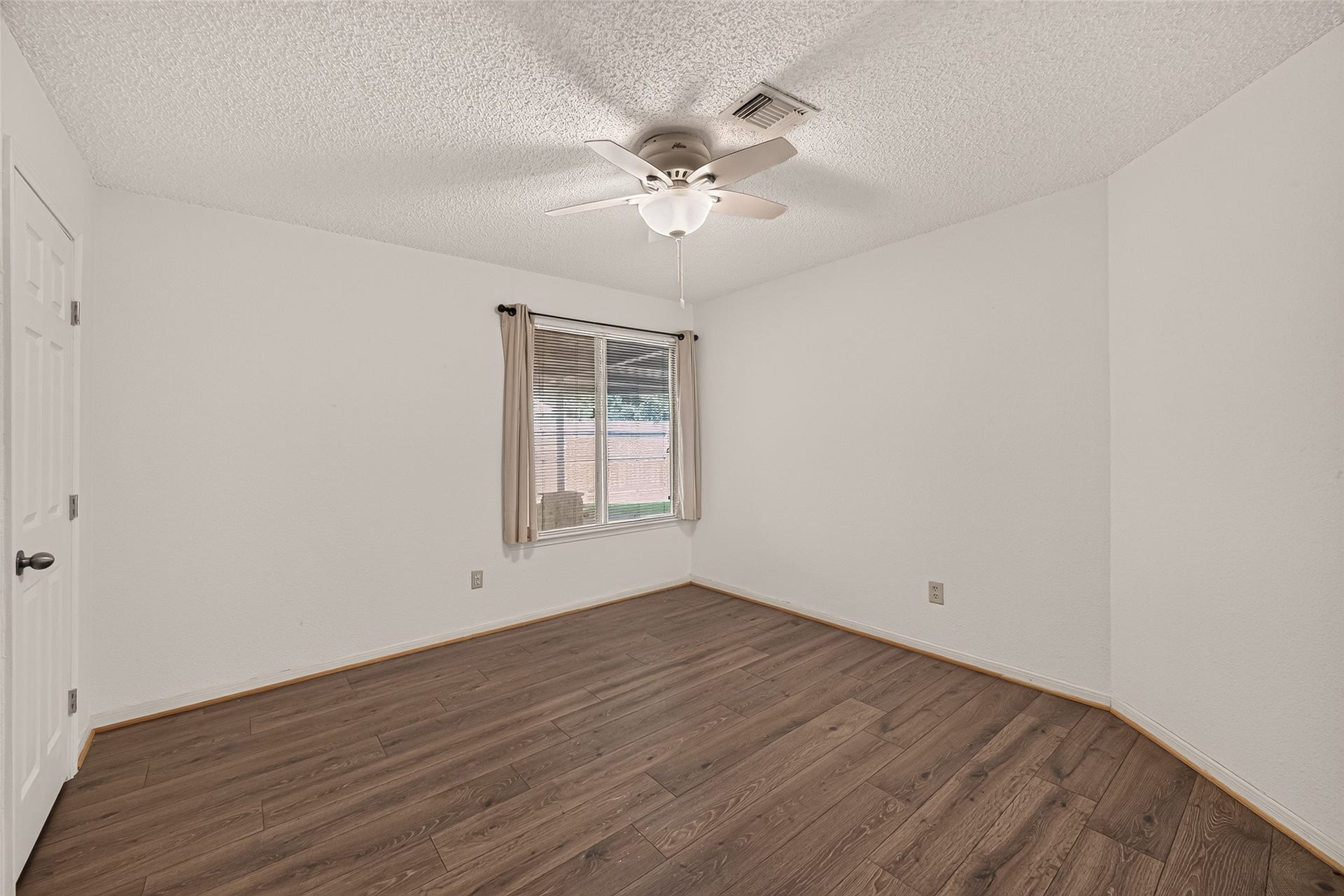 12838 Ashford Knolls Drive, Houston, TX 77082 2nd Bedroom