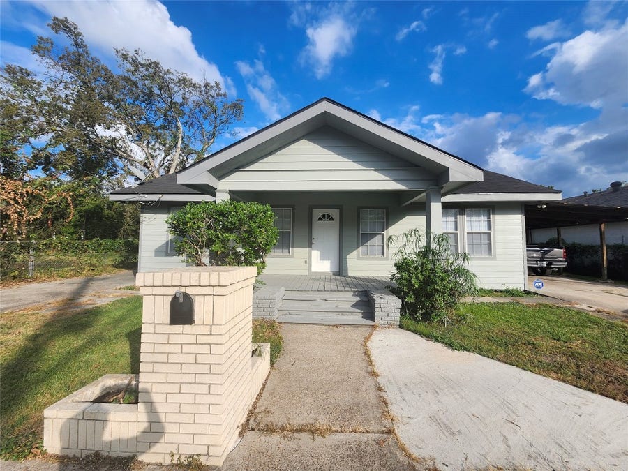 Property photo for 103 Super Street, Houston, TX