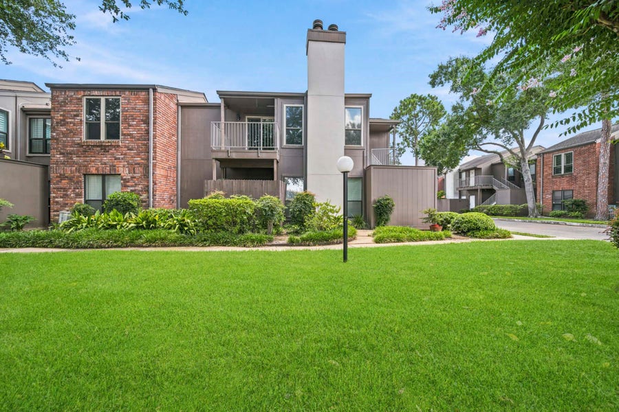 Property photo for 1201 Bering Drive, #6, Houston, TX