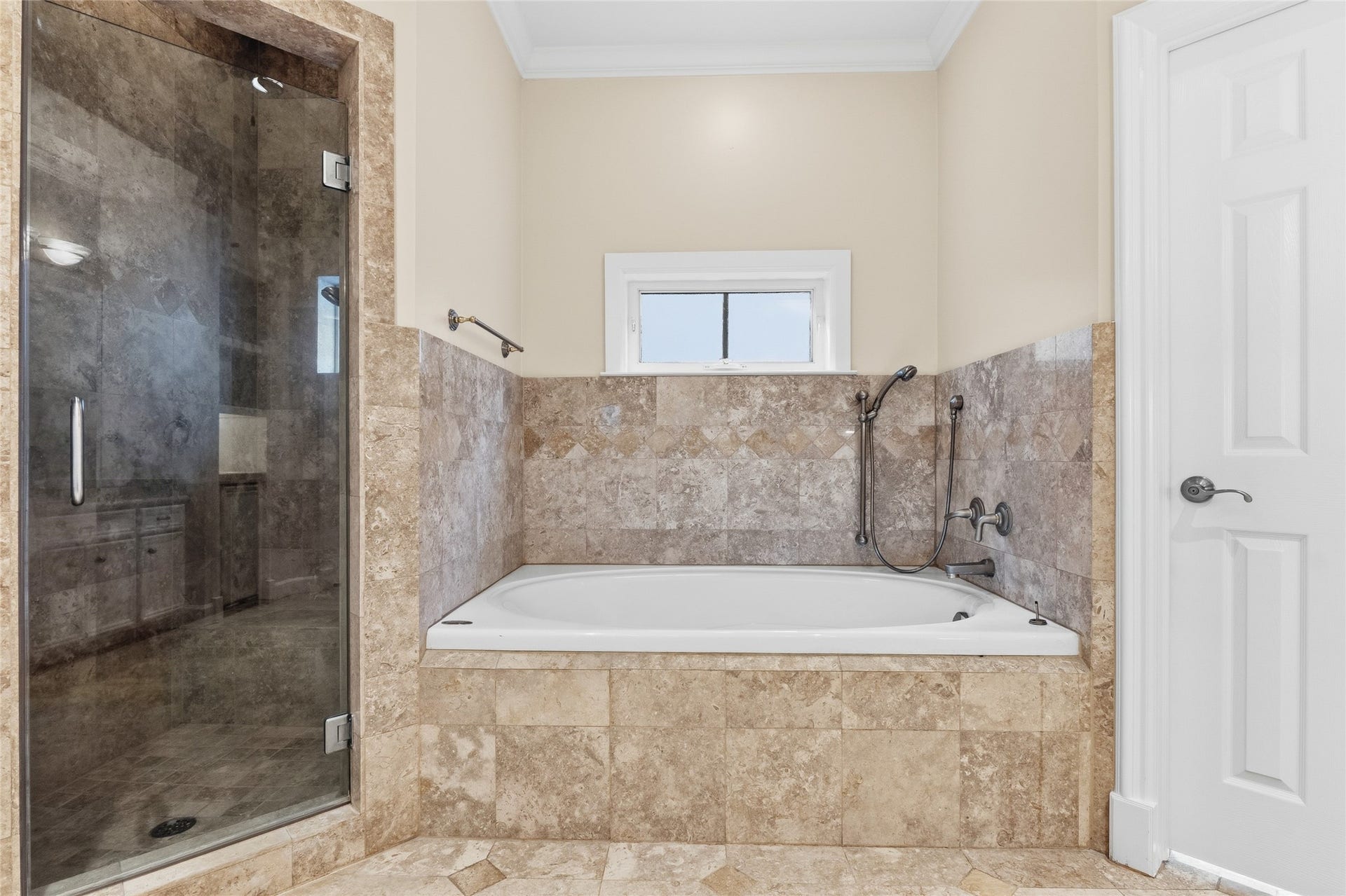 5910 Lake Street, Houston, TX 77005 5910 Lake Street, Houston, TX 77005