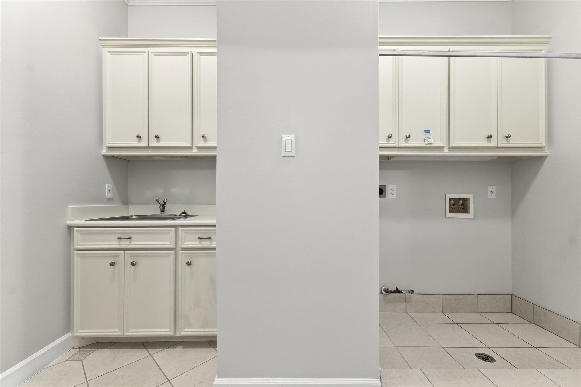 5910 Lake Street, Houston, TX 77005 5910 Lake Street, Houston, TX 77005