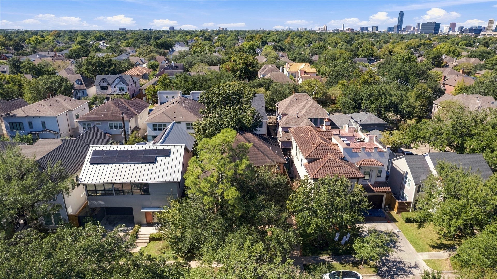 5910 Lake Street, Houston, TX 77005 5910 Lake Street, Houston, TX 77005