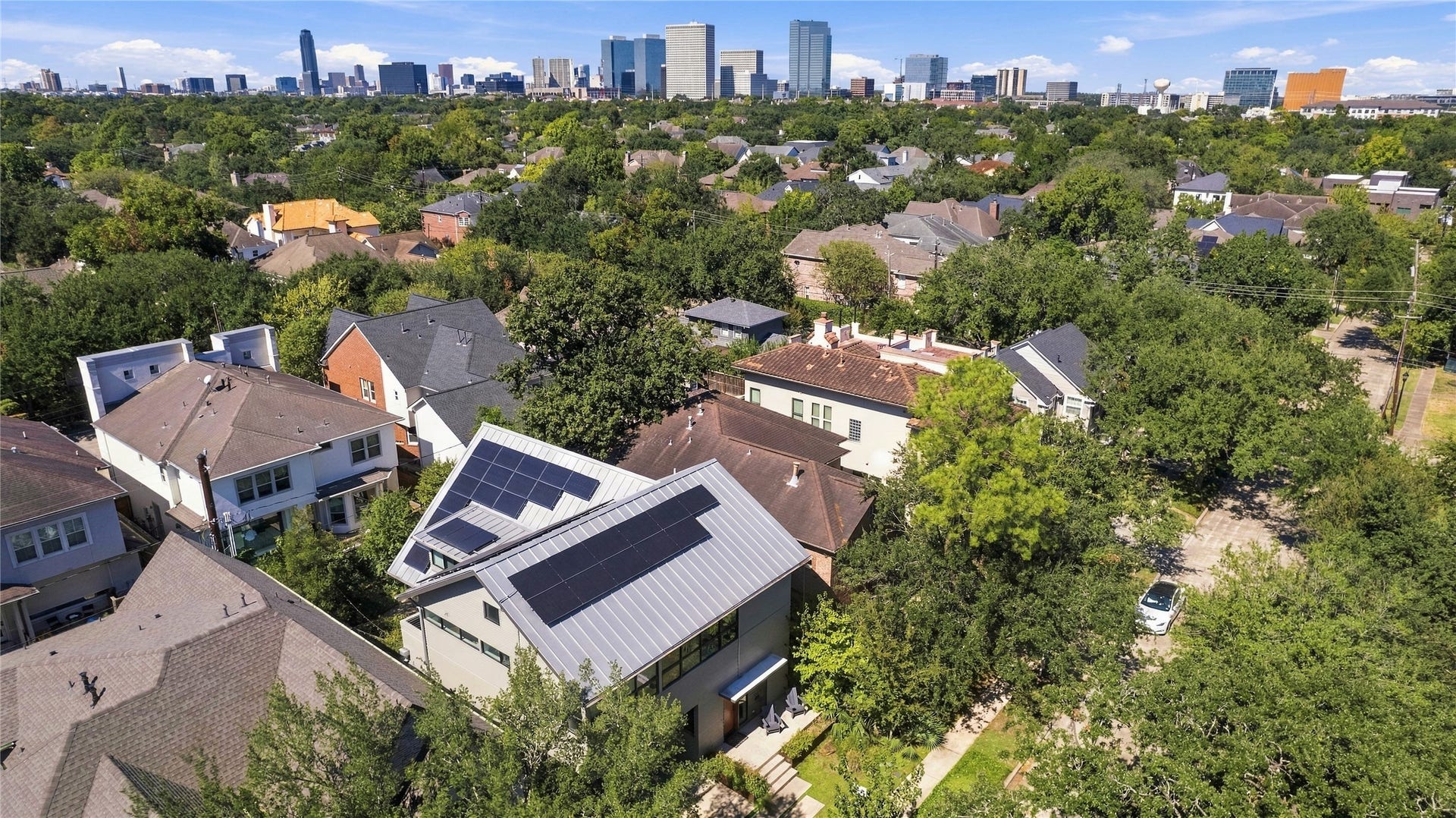 5910 Lake Street, Houston, TX 77005 5910 Lake Street, Houston, TX 77005