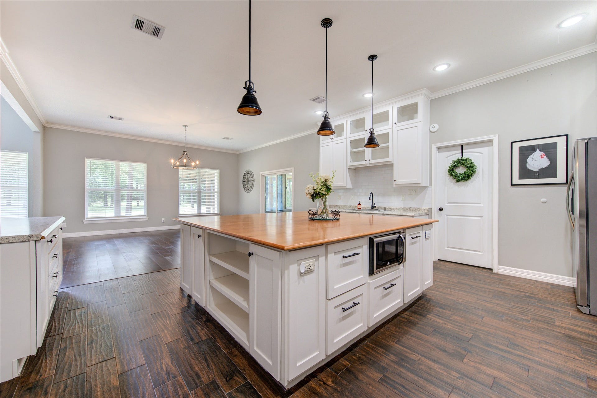 20531 Faye Street, Tomball, TX 77377 20531 Faye Street, Tomball, TX 77377
