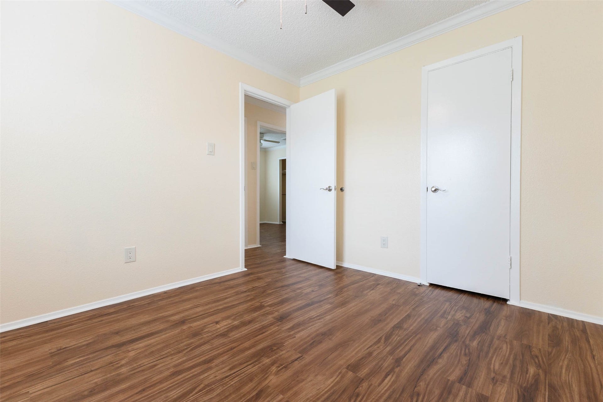 5614 Briarwood Forest Drive, Houston, TX 77088 5614 Briarwood Forest Drive, Houston, TX 77088