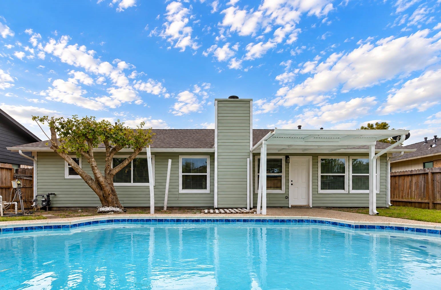 5614 Briarwood Forest Drive, Houston, TX 77088 5614 Briarwood Forest Drive, Houston, TX 77088