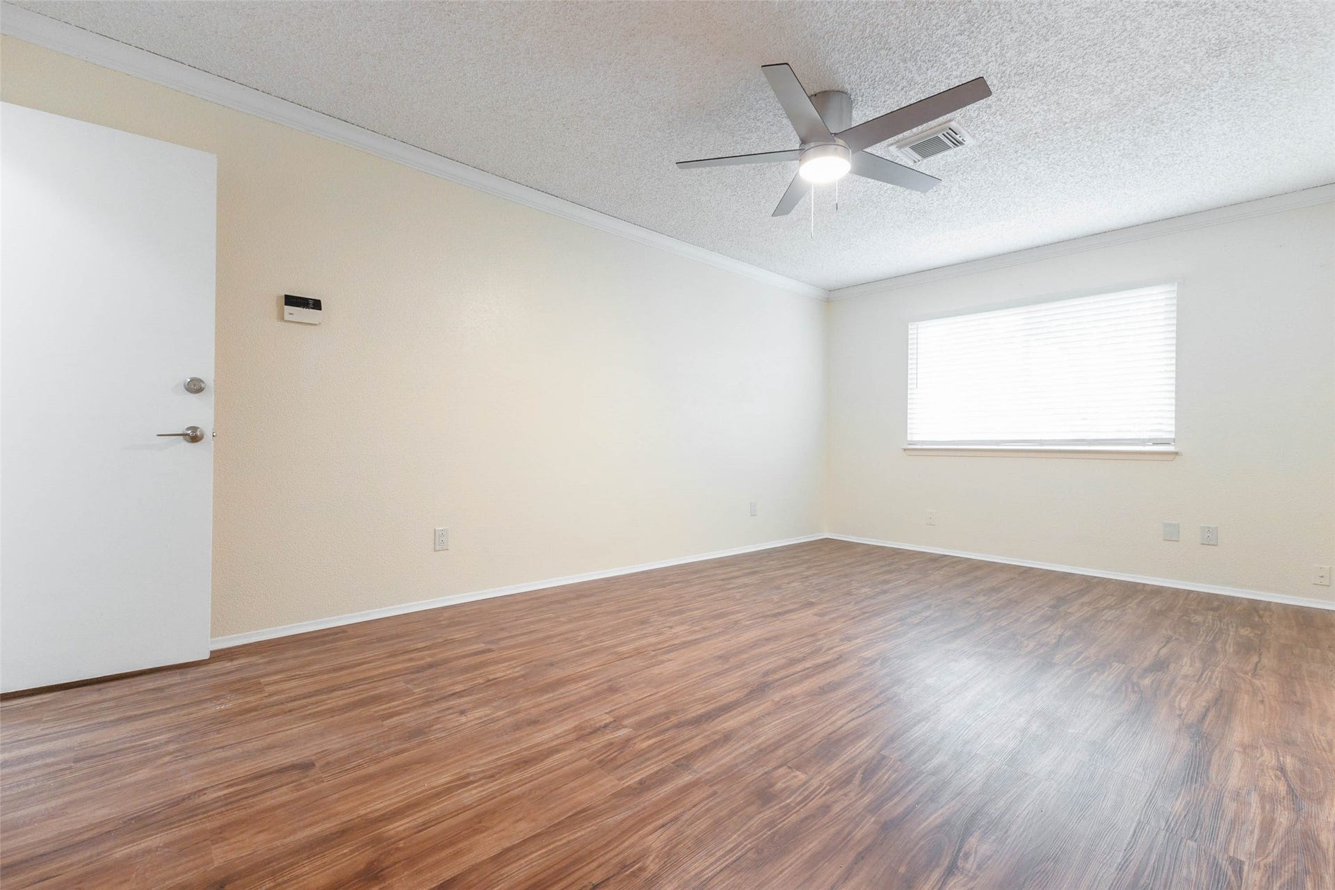 5614 Briarwood Forest Drive, Houston, TX 77088 5614 Briarwood Forest Drive, Houston, TX 77088
