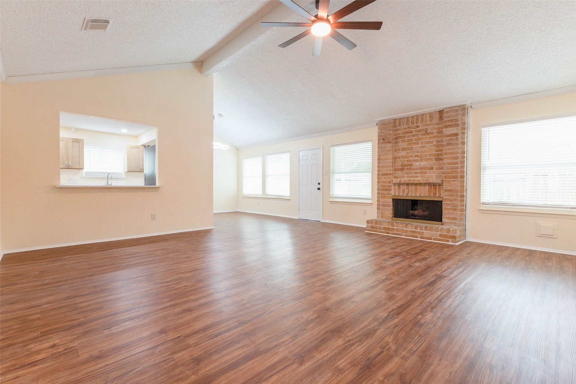 5614 Briarwood Forest Drive, Houston, TX 77088 5614 Briarwood Forest Drive, Houston, TX 77088