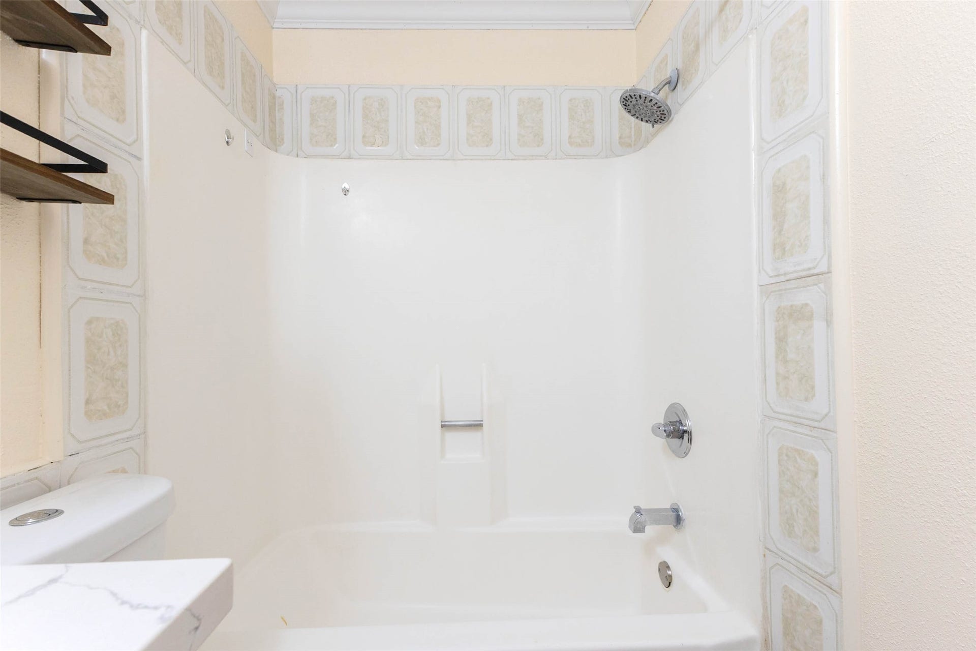 5614 Briarwood Forest Drive, Houston, TX 77088 5614 Briarwood Forest Drive, Houston, TX 77088