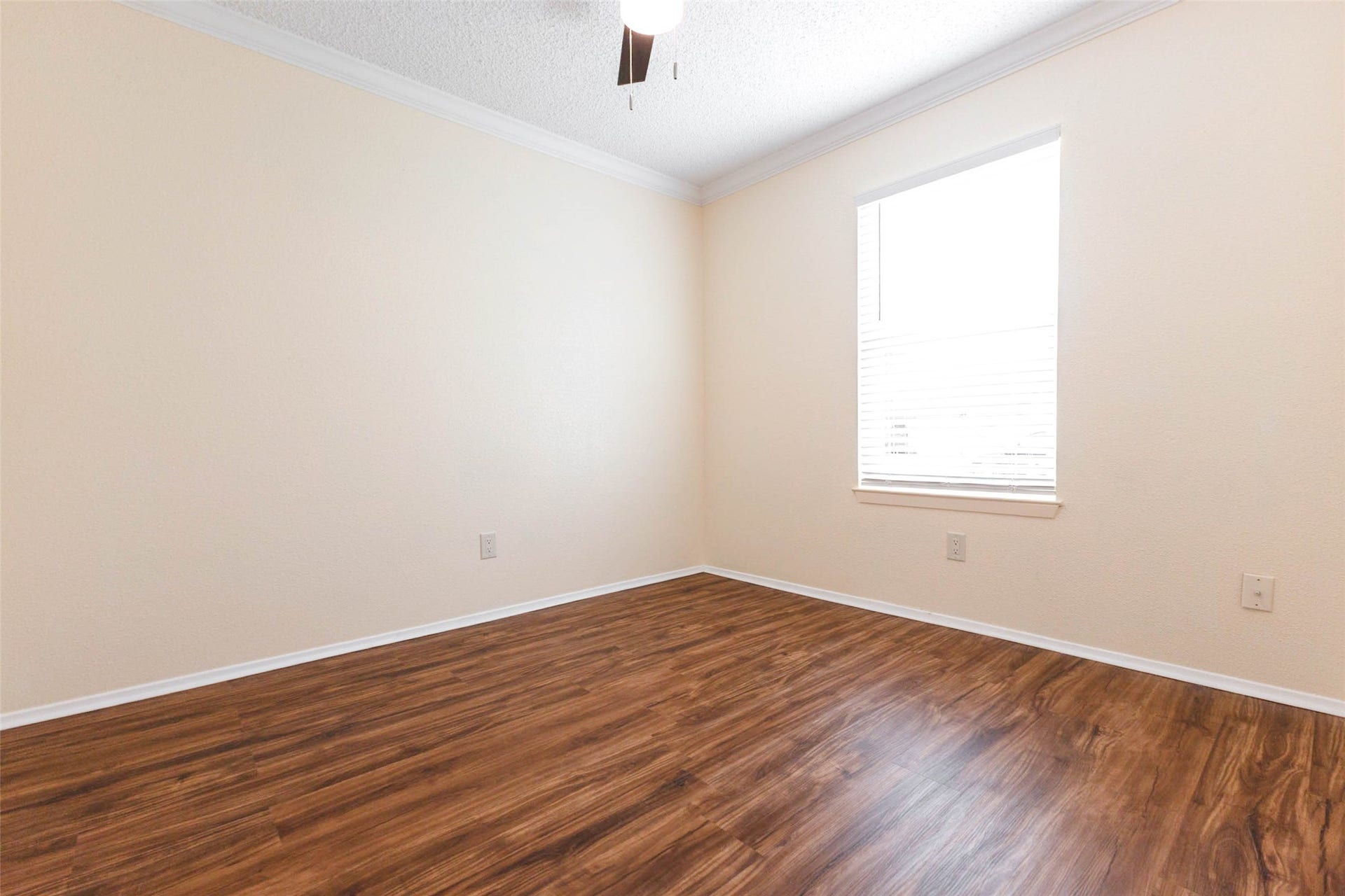 5614 Briarwood Forest Drive, Houston, TX 77088 5614 Briarwood Forest Drive, Houston, TX 77088