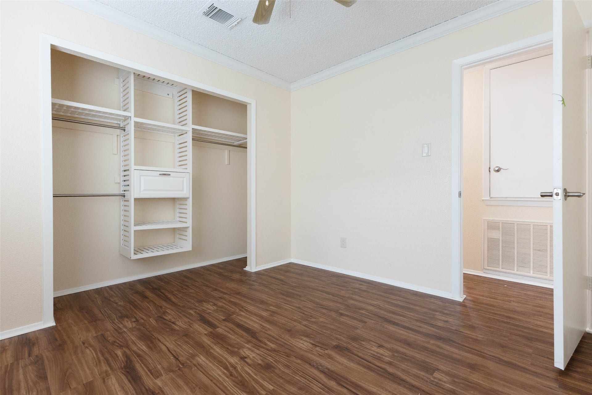 5614 Briarwood Forest Drive, Houston, TX 77088 5614 Briarwood Forest Drive, Houston, TX 77088