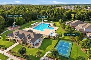 6048 Windward Falls Way, Porter, TX 77365 Royal Brook amenity area!