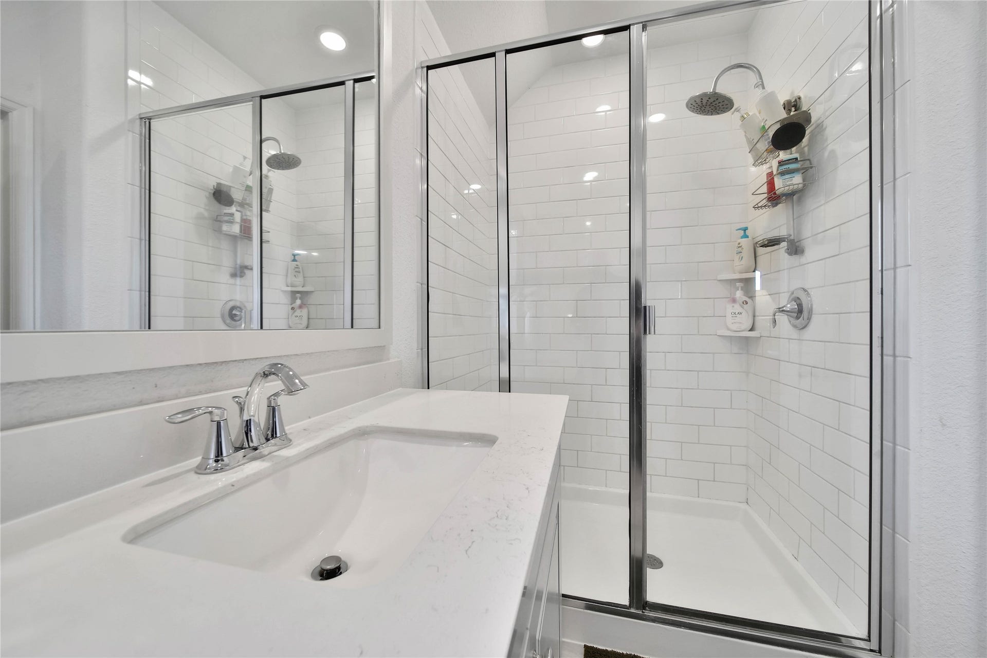 6048 Windward Falls Way, Porter, TX 77365 Primary shower.
