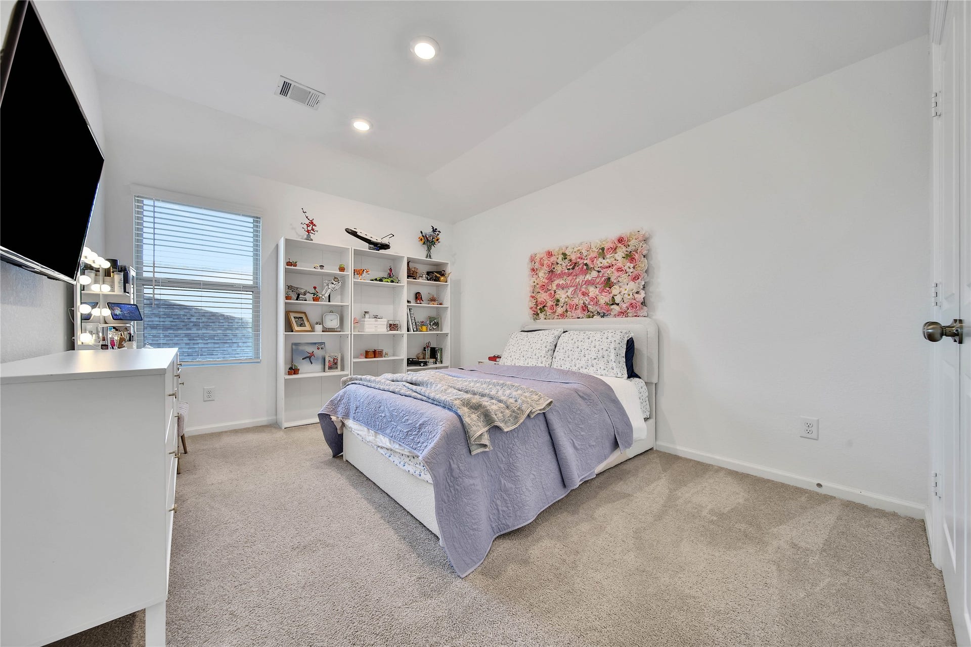 6048 Windward Falls Way, Porter, TX 77365 Bedroom #3. This bedroom furniture can be purchased if you are interested.
