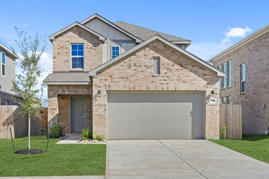 Property photo for 314 Bennett Street, Angleton, TX