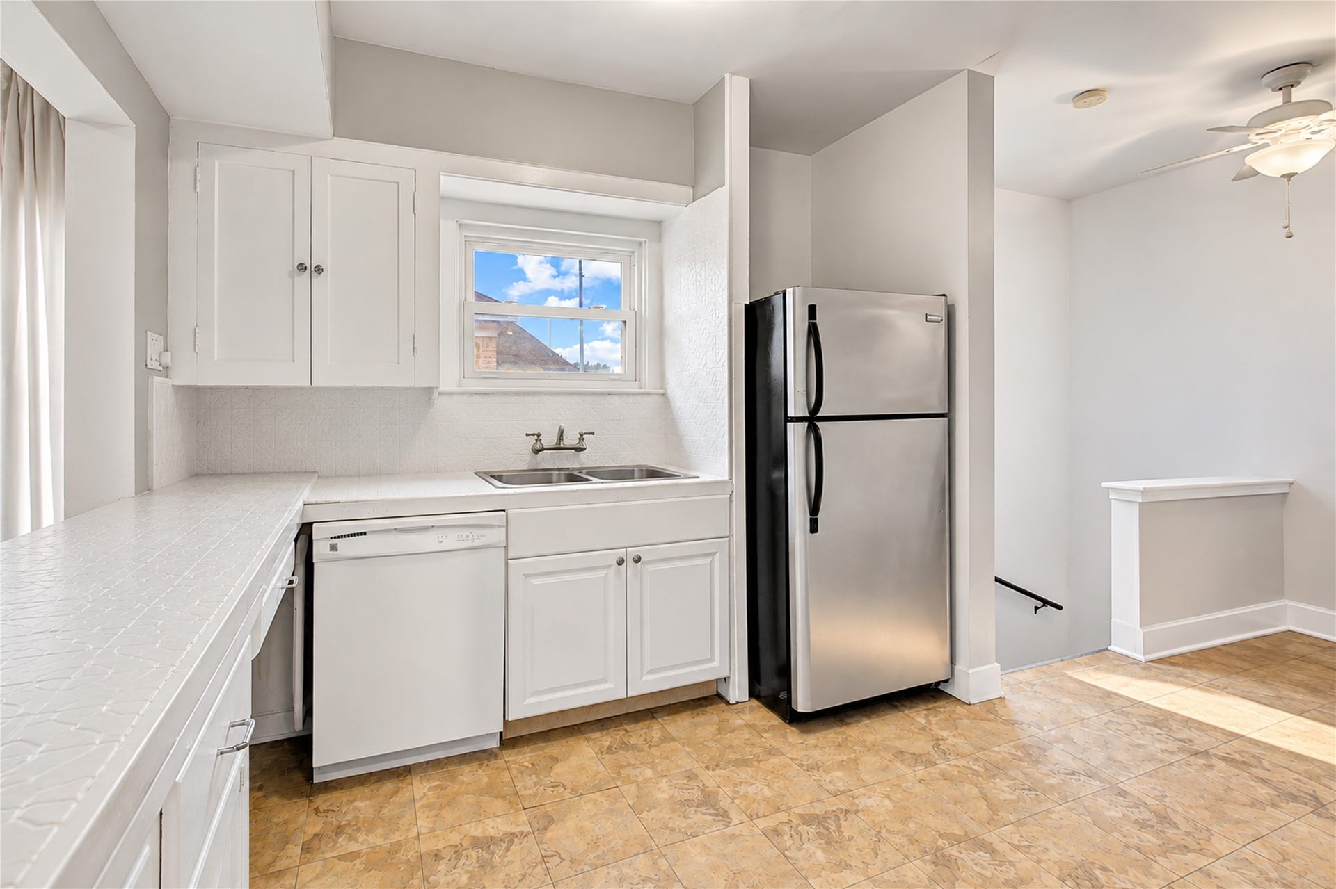 1838 Marshall Street, #2, Houston, TX 77098 1838 Marshall Street, #2, Houston, TX 77098