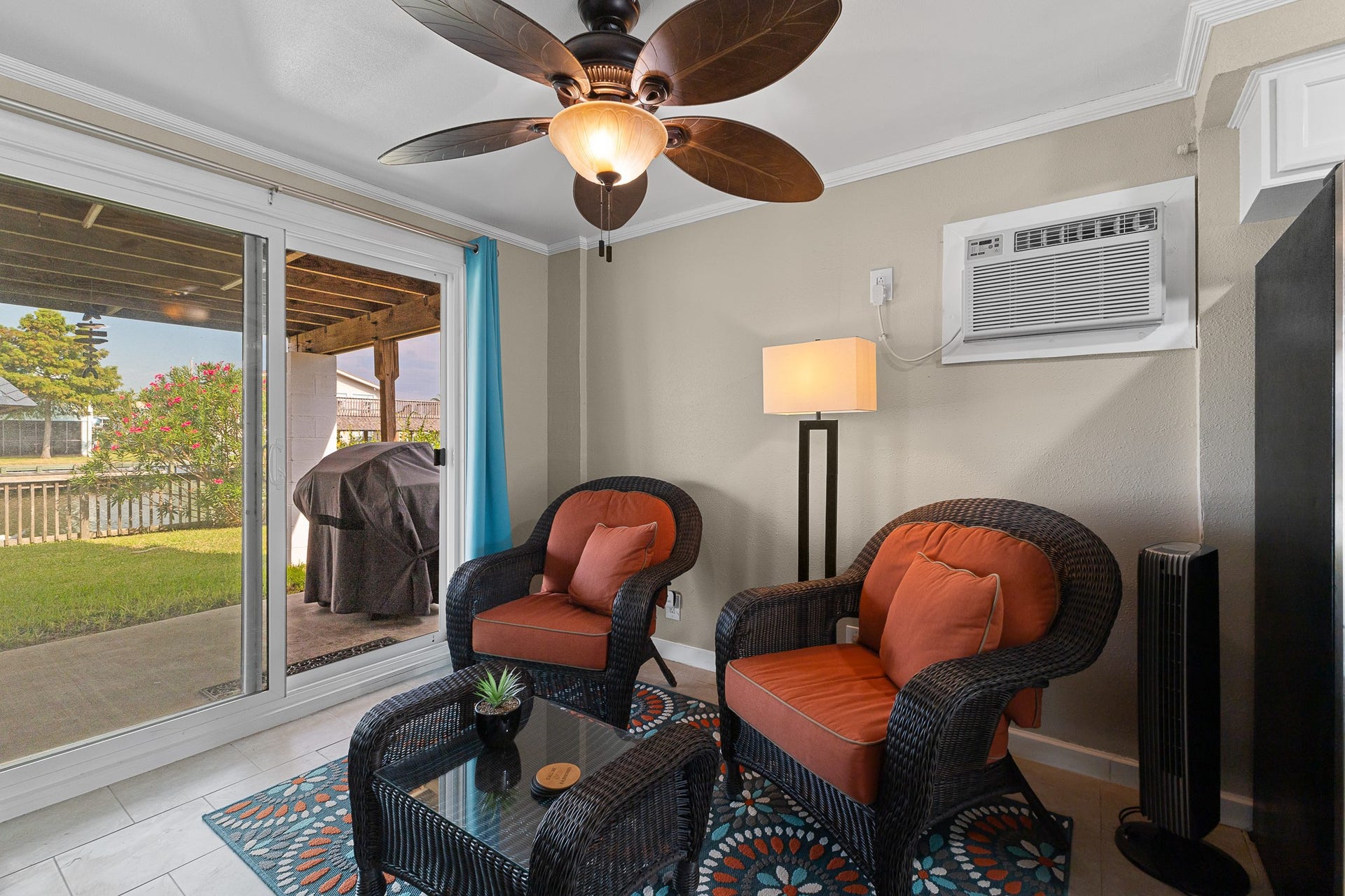 66 Tarpon Street, Bayou Vista, TX 77563 Downstairs living area with back yard access