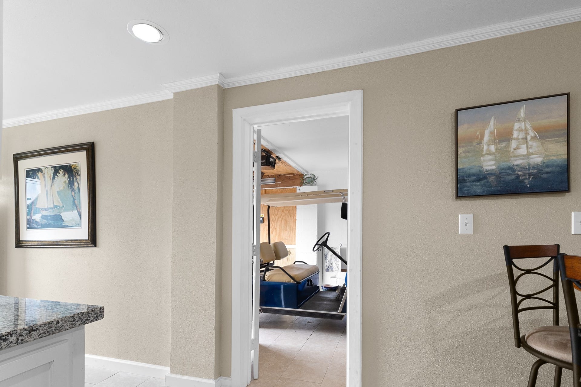 66 Tarpon Street, Bayou Vista, TX 77563 Interior access to garage