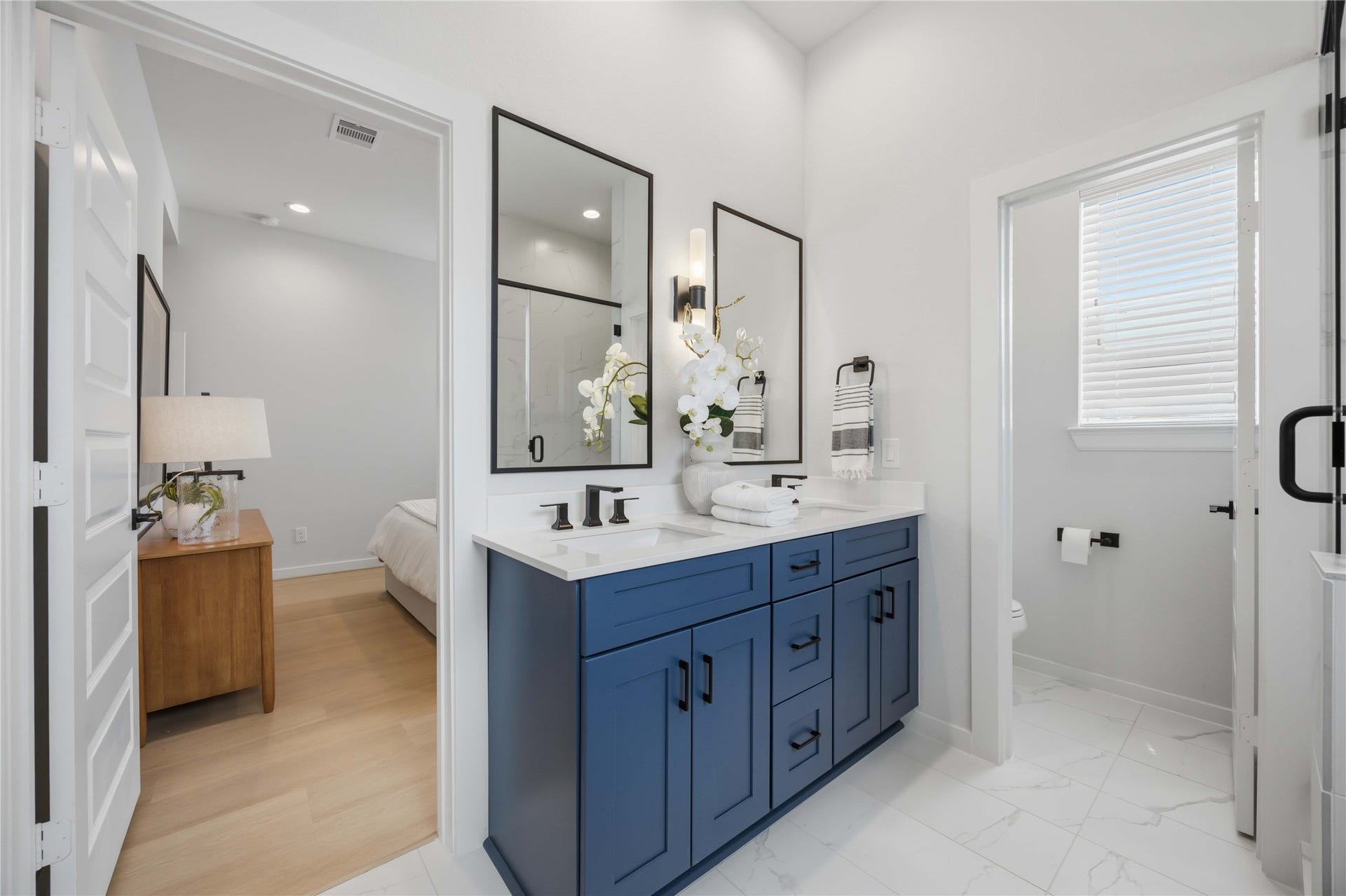817 Thornton Road, #E, Houston, TX 77018 817 Thornton Road, #E, Houston, TX 77018