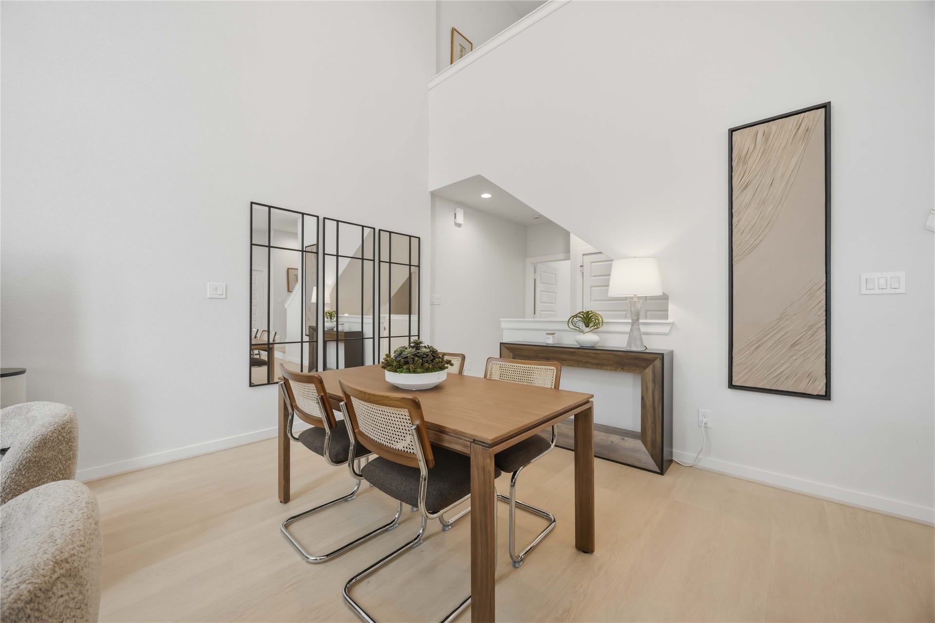 817 Thornton Road, #E, Houston, TX 77018 817 Thornton Road, #E, Houston, TX 77018