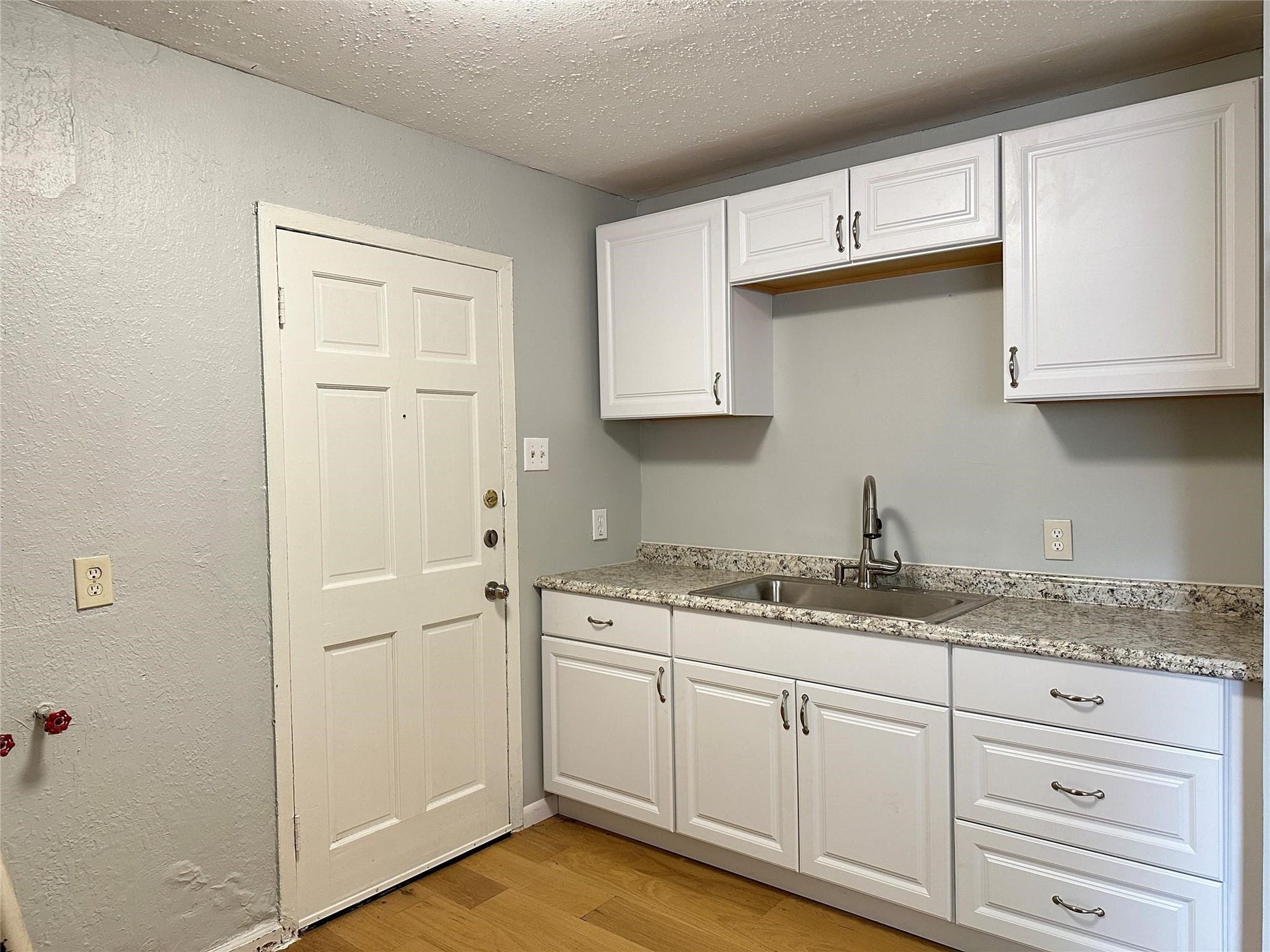 8010 Roswell Street, #1, Houston, TX 77022 8010 Roswell Street, #1, Houston, TX 77022
