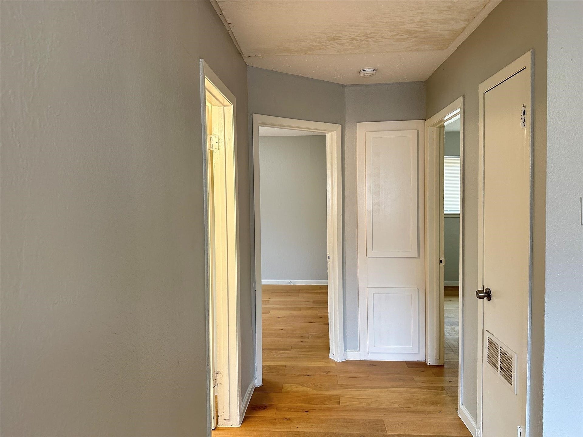 8010 Roswell Street, #1, Houston, TX 77022 8010 Roswell Street, #1, Houston, TX 77022