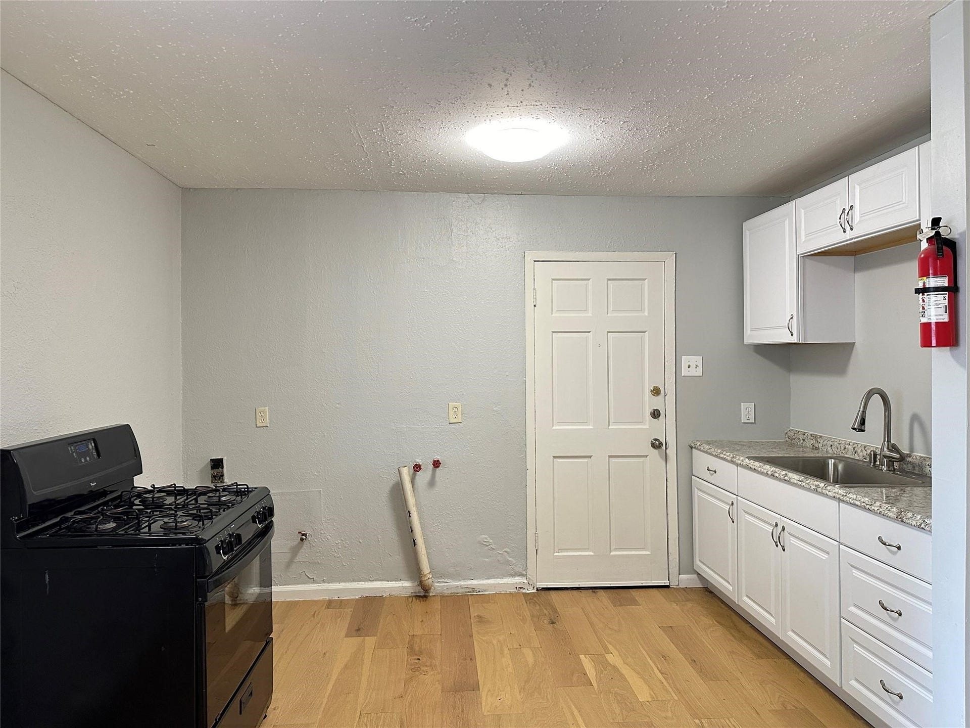 8010 Roswell Street, #1, Houston, TX 77022 8010 Roswell Street, #1, Houston, TX 77022
