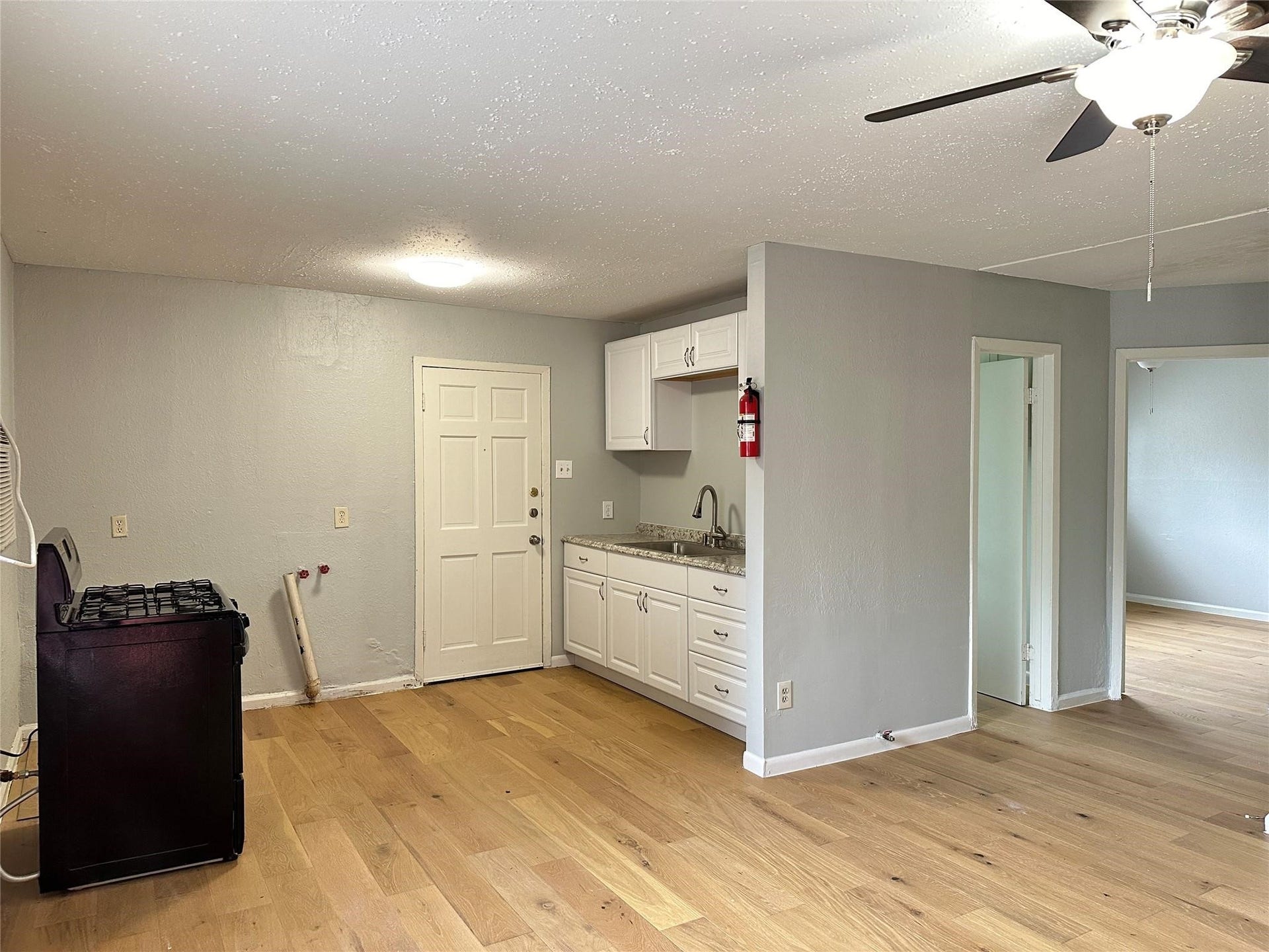 8010 Roswell Street, #1, Houston, TX 77022 8010 Roswell Street, #1, Houston, TX 77022