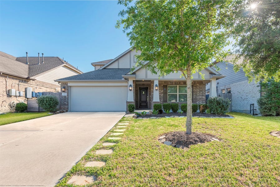 Property photo for 2315 Ocean Pass Lane, Richmond, TX