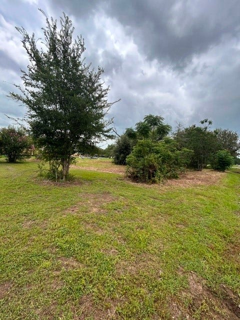 150 Saint Barbe Street, Hempstead, TX 77445