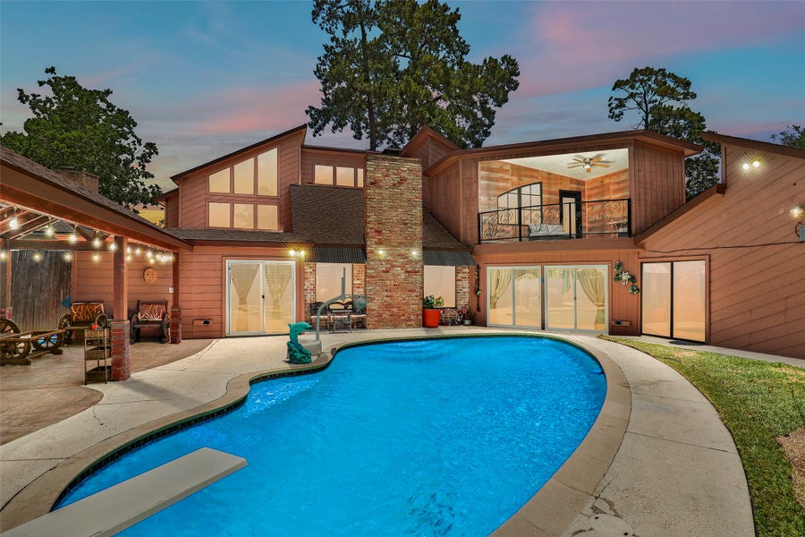 Property photo for 15703 Winding Moss Drive, Houston, TX
