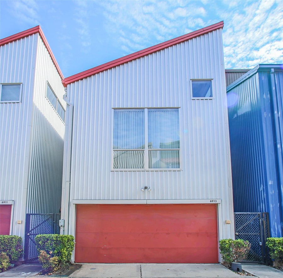 Property photo for 6913 Yellowstone Way Drive, Houston, TX