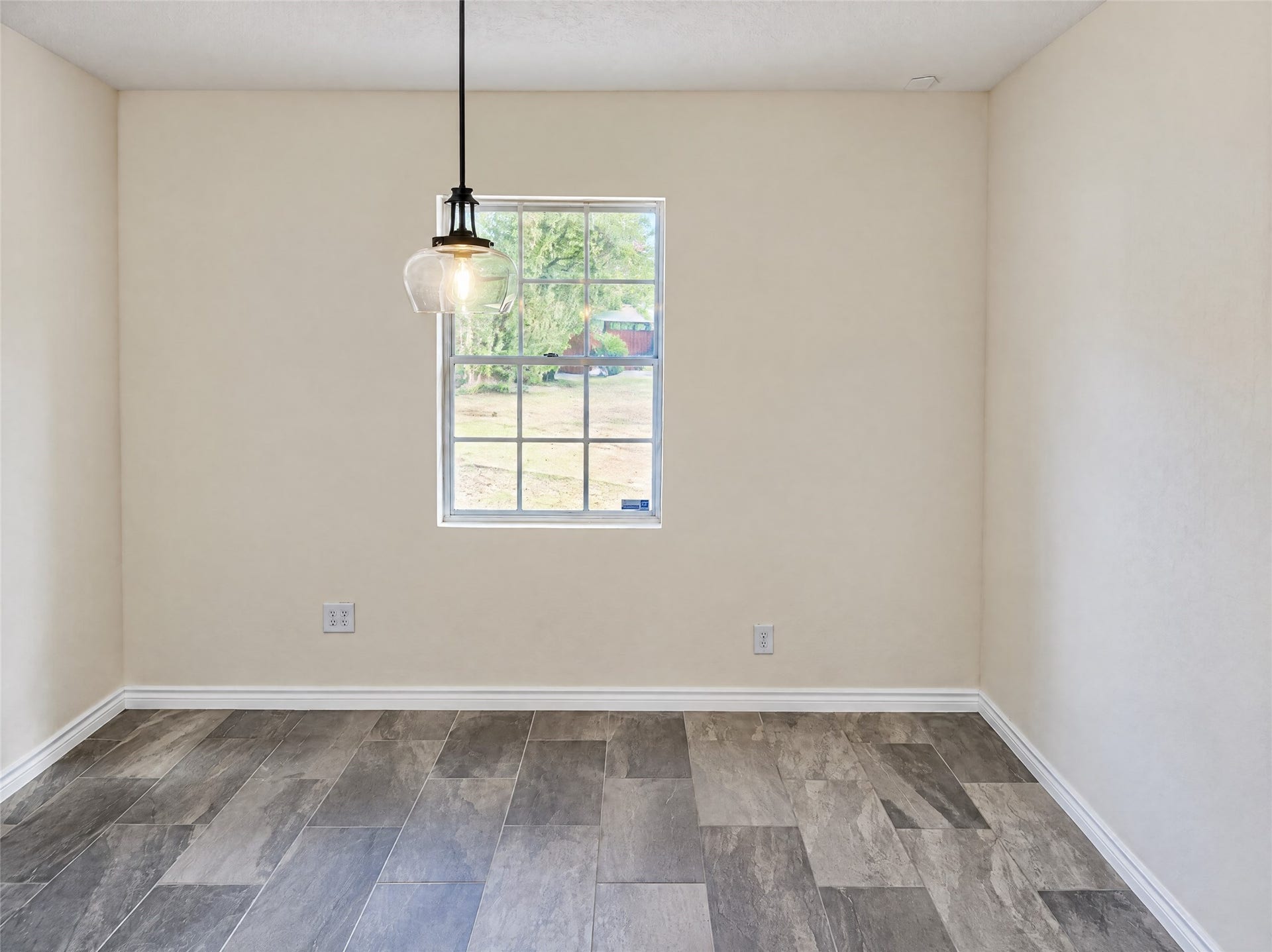 16411 Amcreek Road, Houston, TX 77068 16411 Amcreek Road, Houston, TX 77068