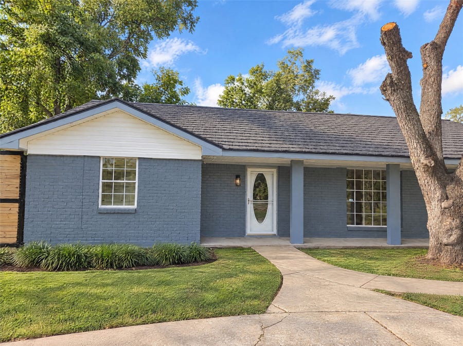 Property photo for 16411 Amcreek Road, Houston, TX