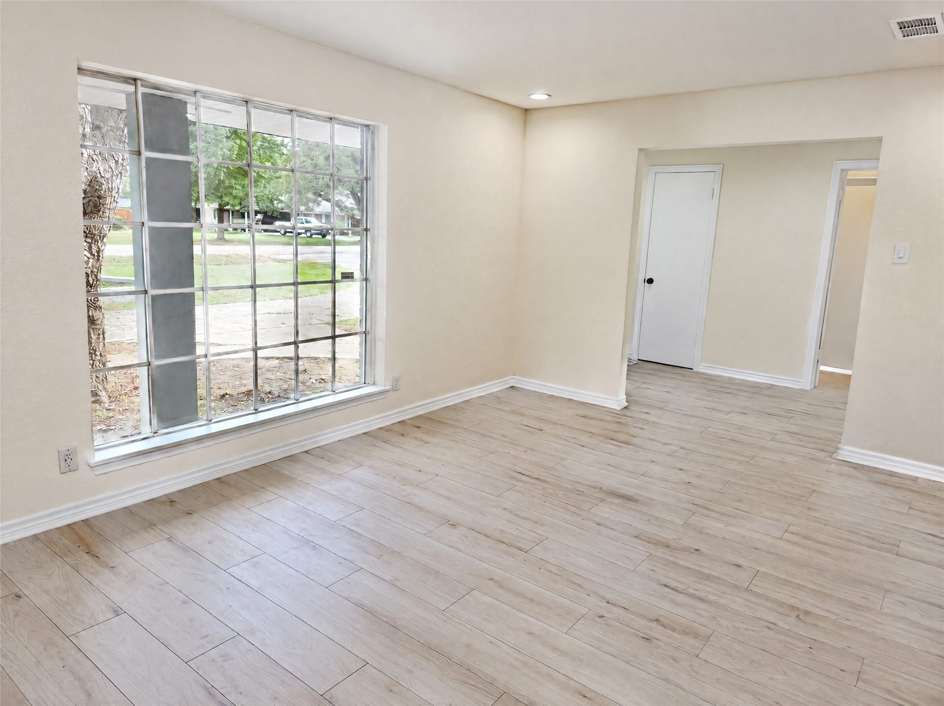 16411 Amcreek Road, Houston, TX 77068 16411 Amcreek Road, Houston, TX 77068