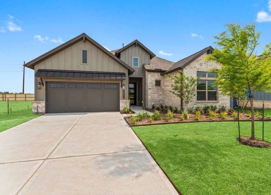 Property photo for 32514 Ebony Jewelwing Court, Fulshear, TX