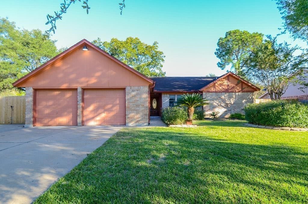 22814 Coriander Drive, Katy, TX 77450 22814 Coriander Drive, Katy, TX 77450