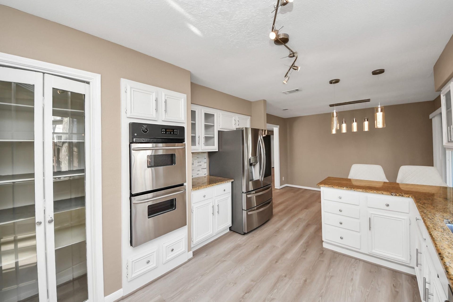 1710 Wildwood Lane, Richmond, TX 77406 1710 Wildwood Lane, Richmond, TX 77406