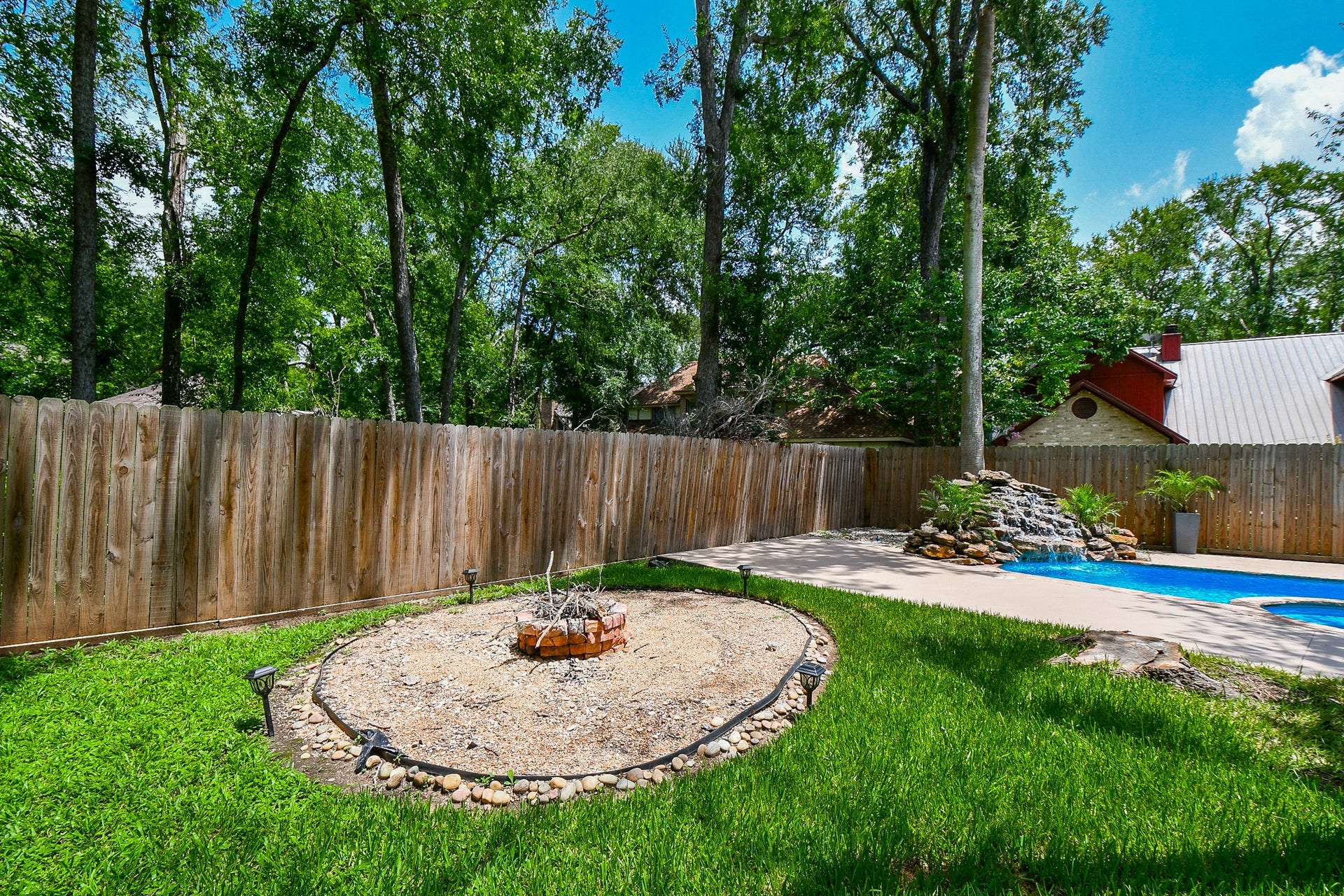 1710 Wildwood Lane, Richmond, TX 77406 1710 Wildwood Lane, Richmond, TX 77406