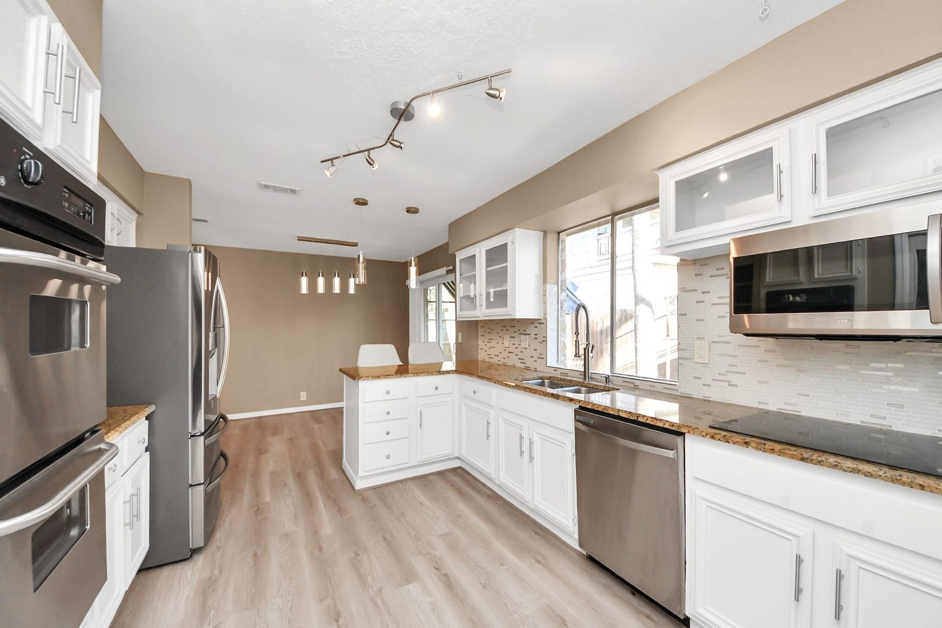 1710 Wildwood Lane, Richmond, TX 77406 1710 Wildwood Lane, Richmond, TX 77406