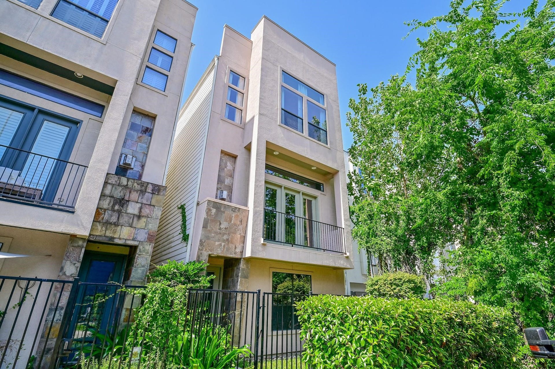 5108 Lillian Street, Houston, TX 77007 5108 Lillian Street, Houston, TX 77007
