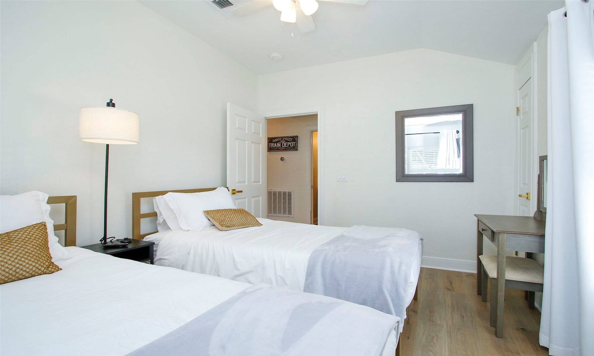 1518 Sabine Street, Houston, TX 77007 Another view of 2nd bedroom.