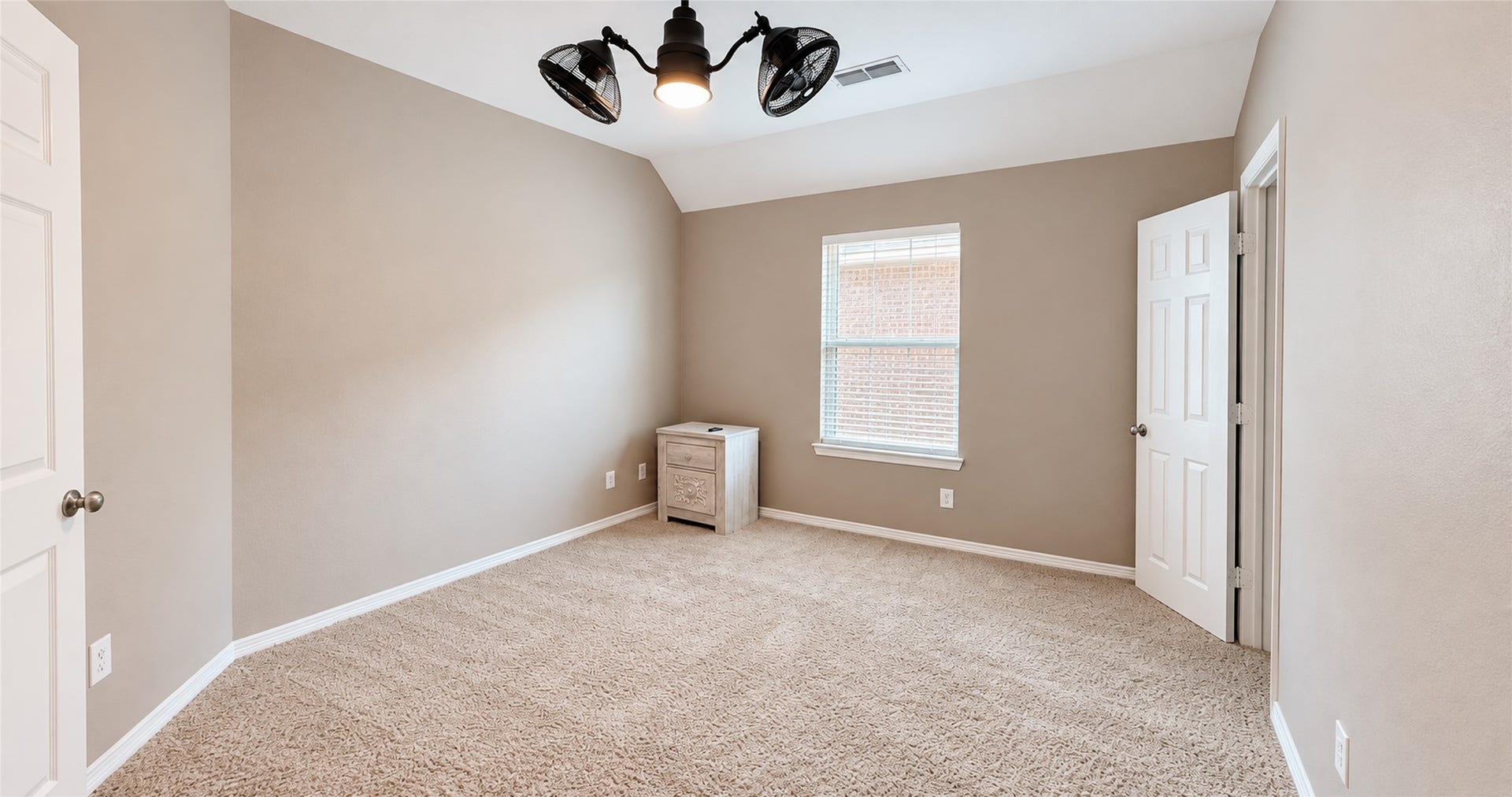 2643 River Run Road, Missouri City, TX 77459 Bedroom