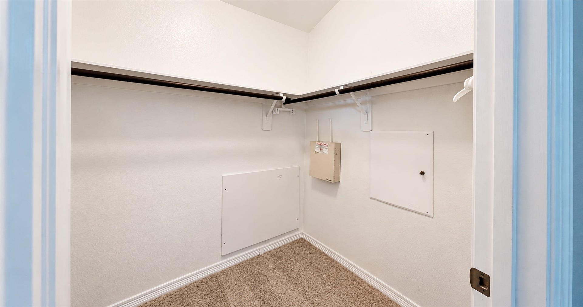 2643 River Run Road, Missouri City, TX 77459 Closet